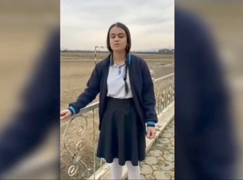 Naxçıvan məktəblisi Güney Azərbaycana səsləndi: Mənim səsim olun -