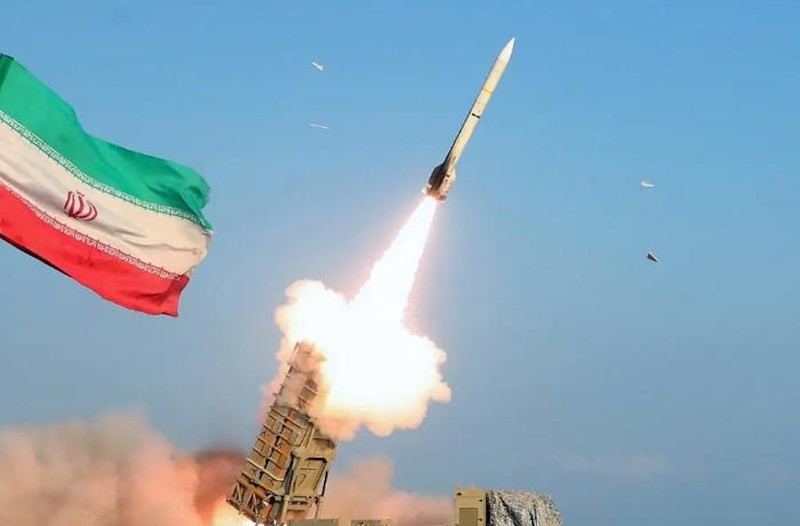 İran səfirinə ritorik sual:  Naxçıvana raket göydən düşdü ? -