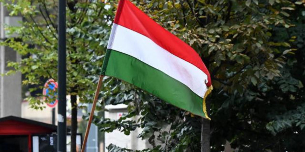 Macarıstan RUSİYANI “TƏHDİD” kimi