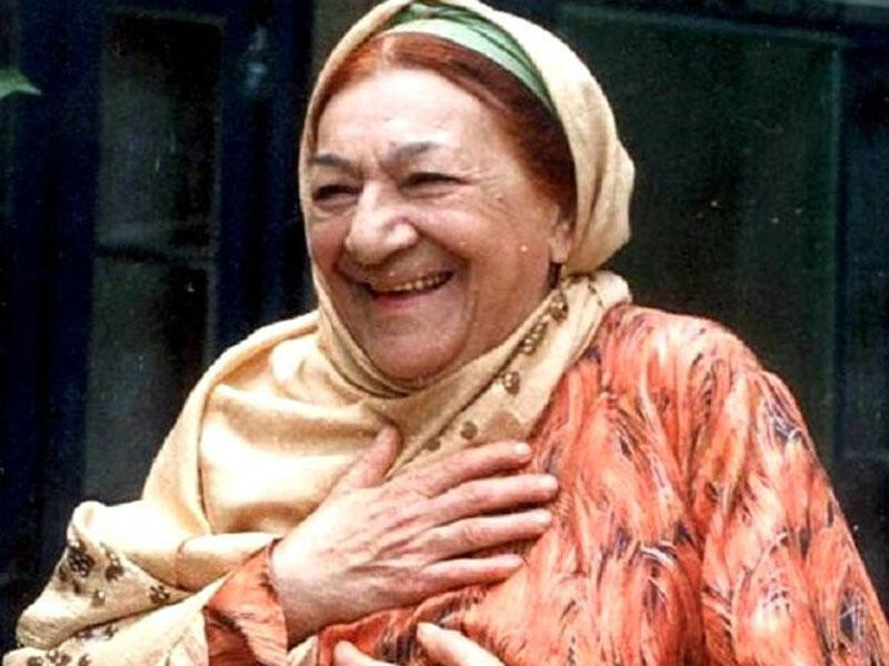 Teatrın gülüşü: