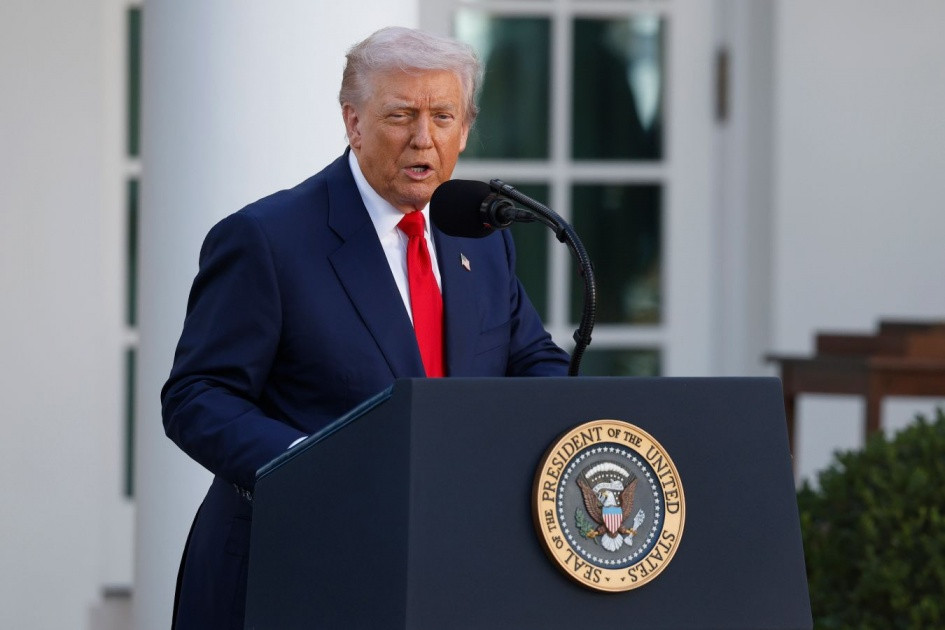 Tramp Minabdakı məktəbə hücumda ABŞ-nin iştirakını inkar etdi