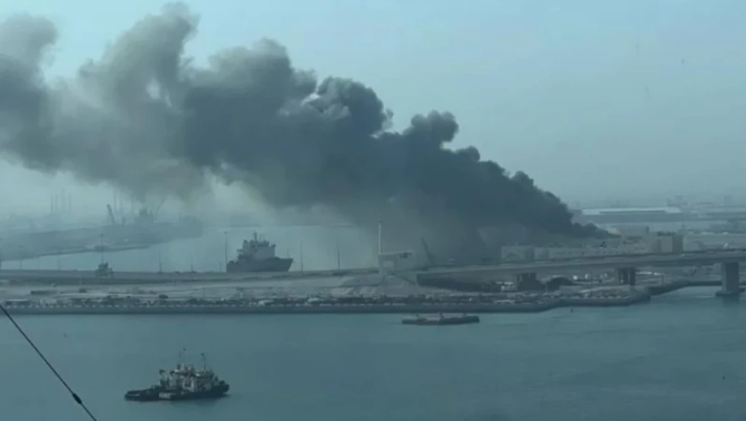 Hörmüz boğazında əməliyyat: ABŞ İran gəmilərini məhv etdi