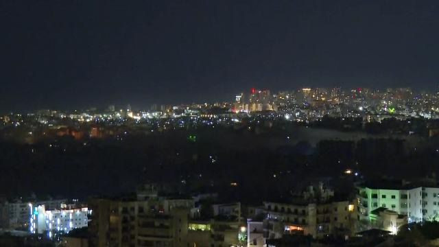 İsrail ordusu Beyruta yeni hücumlar həyata keçirib.