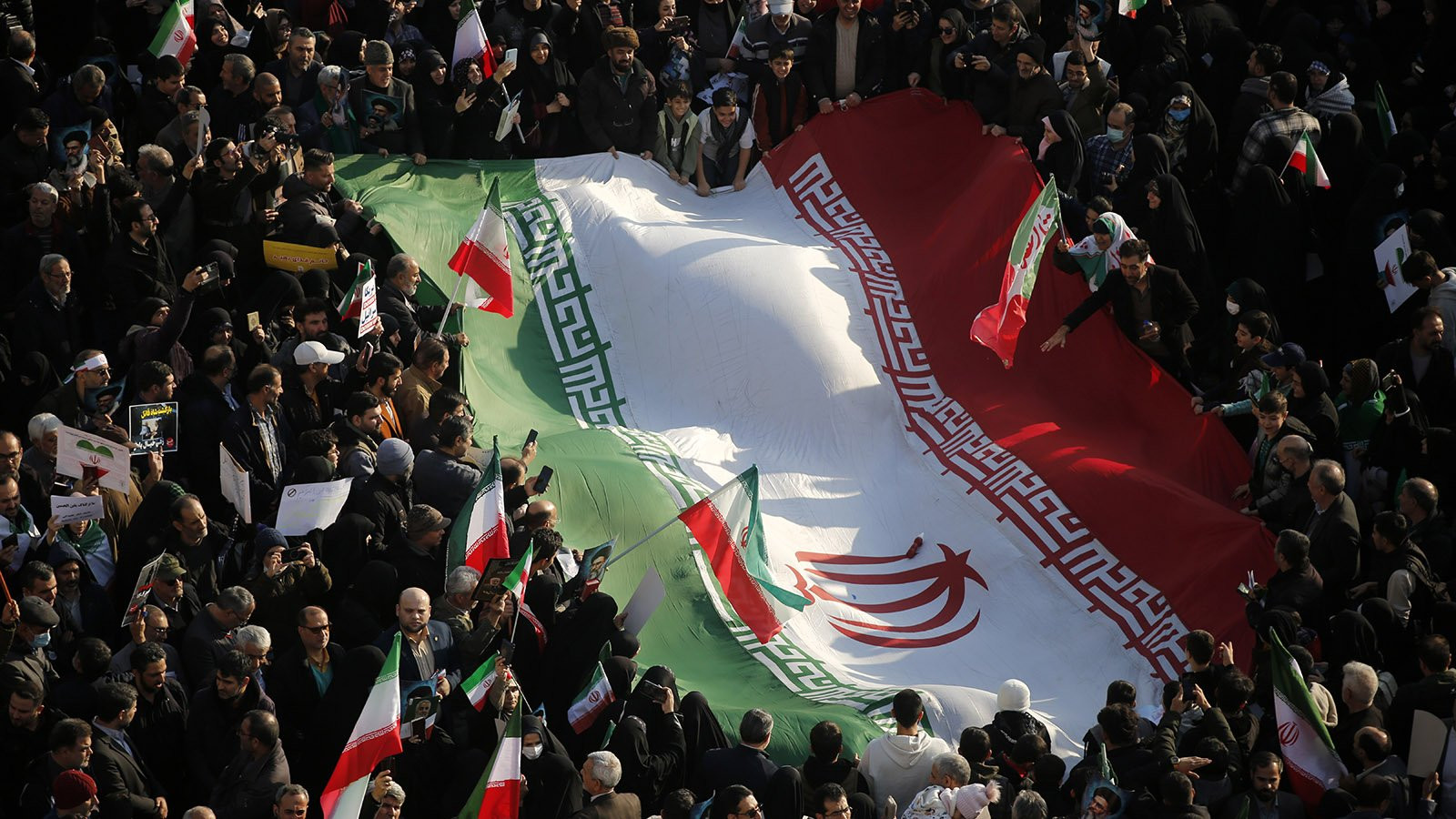 İranda hakimiyyət mübarizəsi: Xameneyi və Laricani fraksiyaları qarşı-qarşıyadır