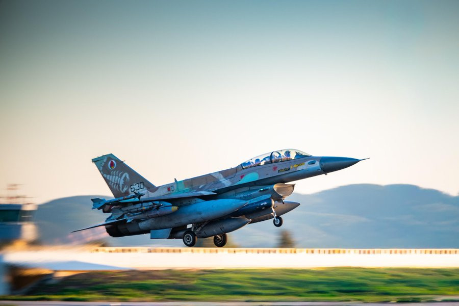 İsrail Hərbi Hava Qüvvələri İranda genişmiqyaslı zərbələr dalğasına başlayıb