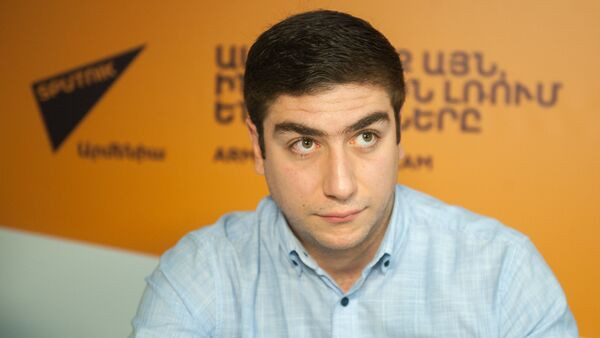 Ermənistanda seçkiyə müdaxilə iddiaları ilə bağlı müzakirələr davam edir