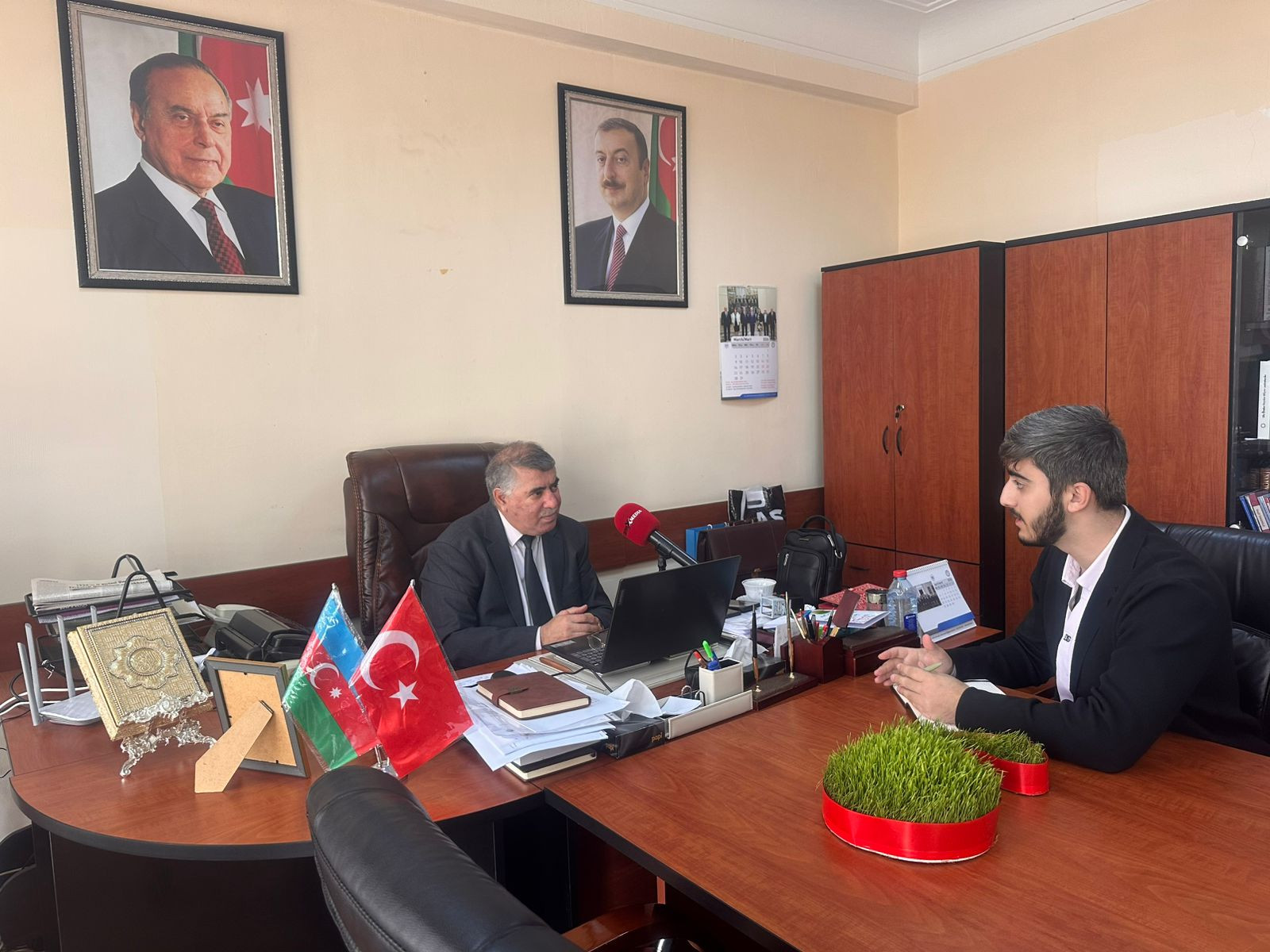 Dilçilik İnstitunun direktoru: Azərbaycan dilindən erməni dilinə çoxlu sözlər keçib -