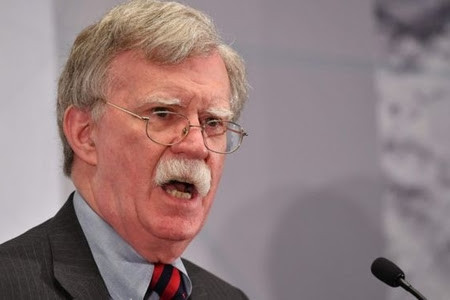 Bolton: Rusiyaya sanksiya güzəşti səhv addımdır