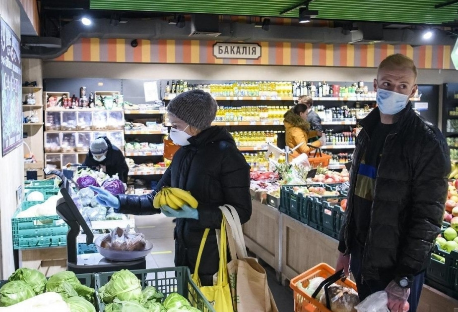 Müharibə dövründə Ukraynada qiymətlər 61% artıb