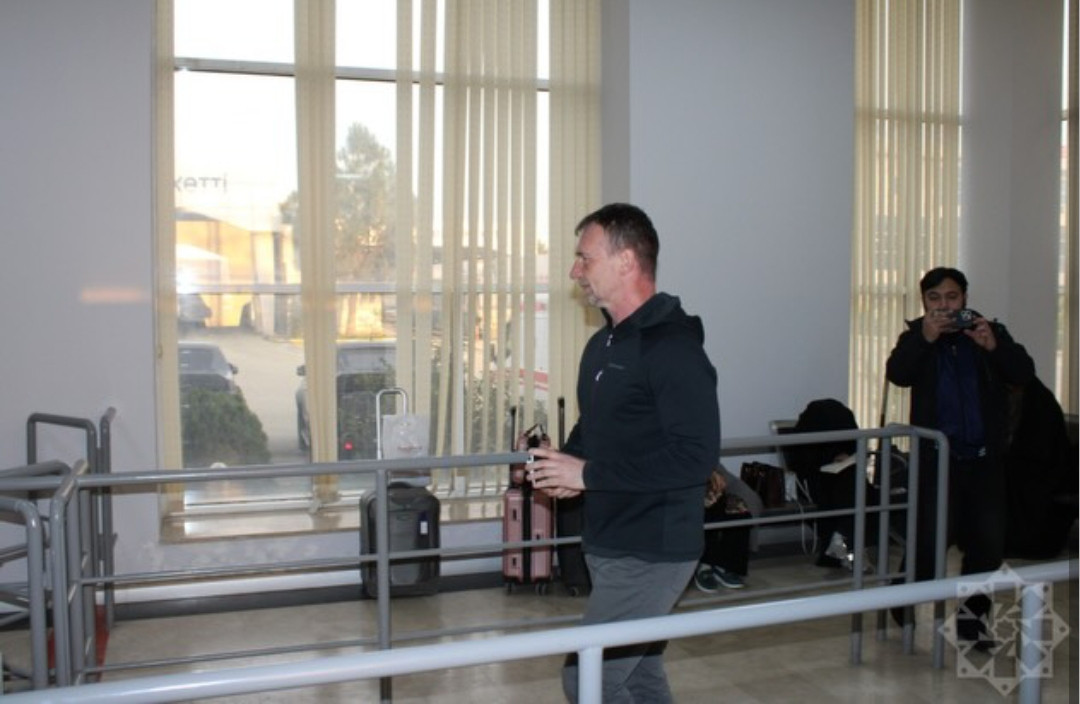 İsveçrə diplomatları İrandan Azərbaycana təxliyə olunub -