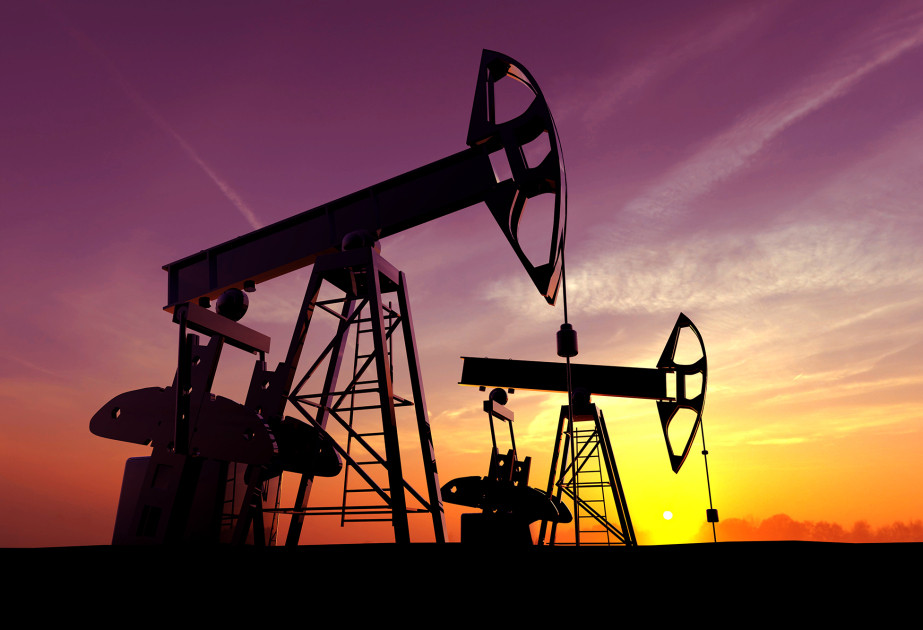 Neft "od qiymətinə olur"