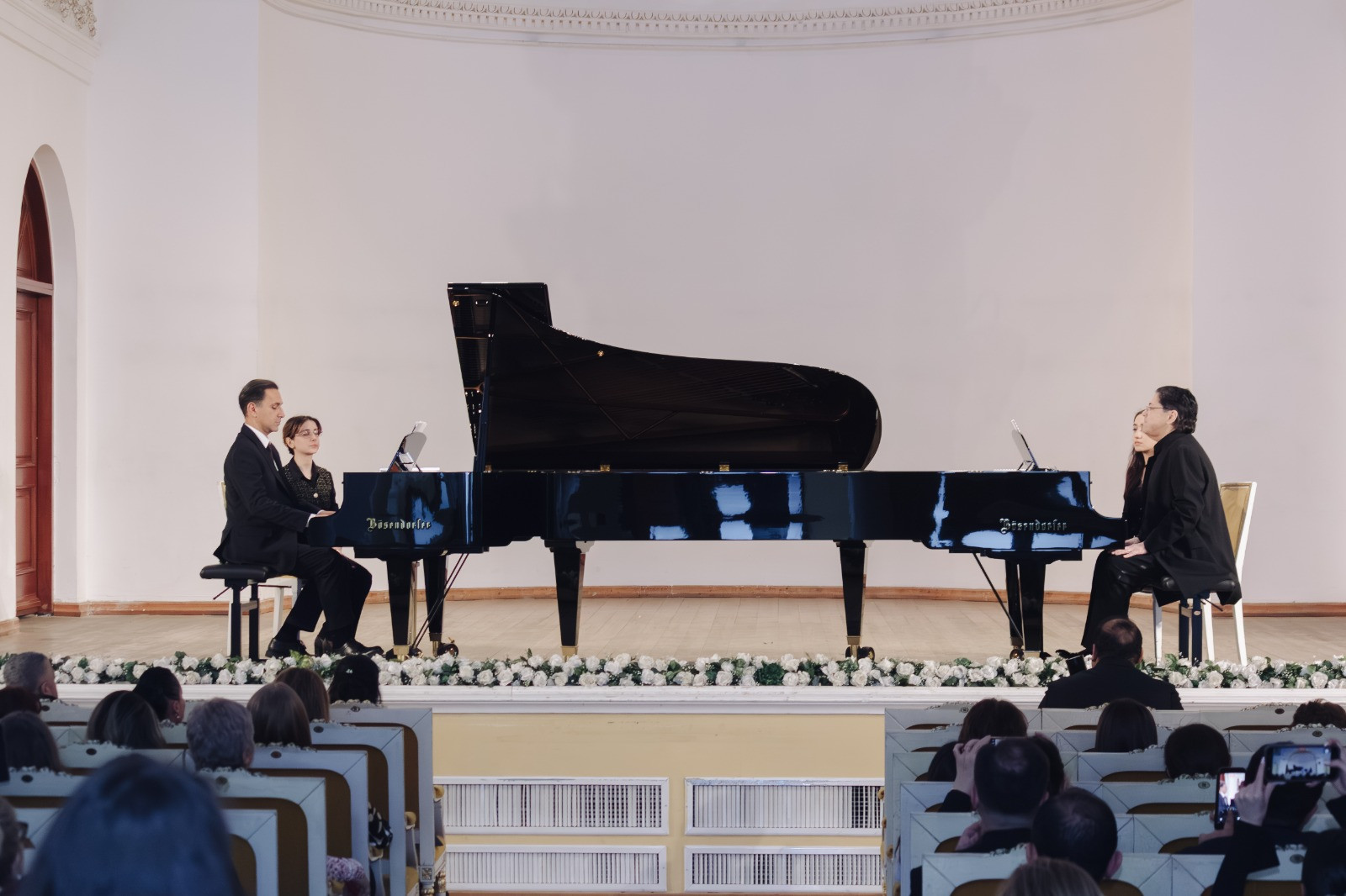 M.Maqomayev adına Azərbaycan Dövlət Akademik Filarmoniyasına “Bösendorfer” konsert royalları təqdim olunub