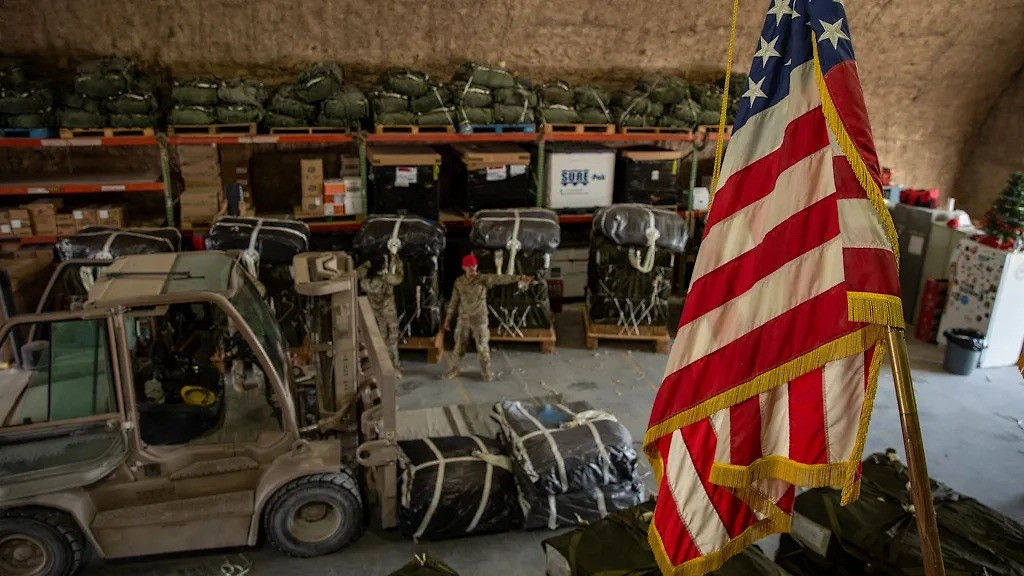 SEPAH BƏƏ-də ABŞ aviabazasının silah anbarı məhv edib