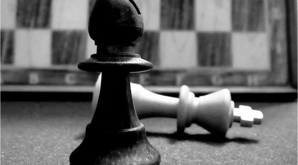 Siyasi dərnək təfəkküründən əl çəkməyənlər