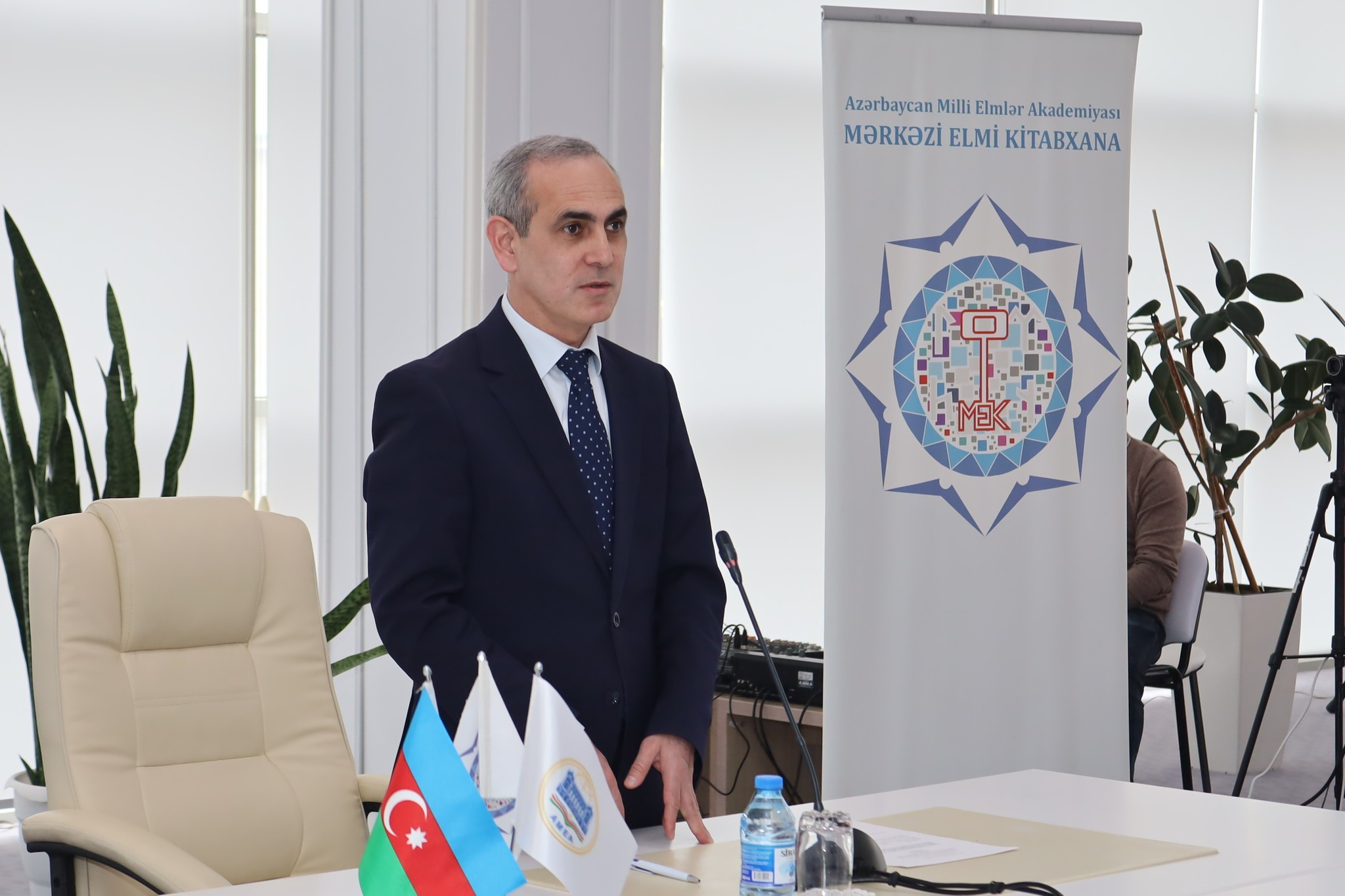 Mərkəzi Elmi Kitabxanada Elm Gününə həsr olunmuş lektoriya keçirilib