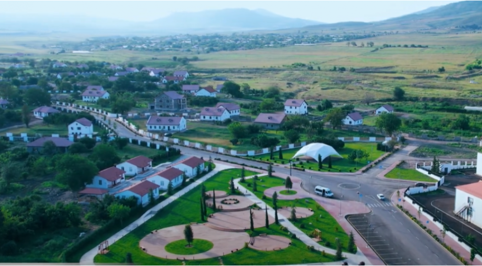 Növbəti köç karvanı Xocavənd şəhərinə çatıb