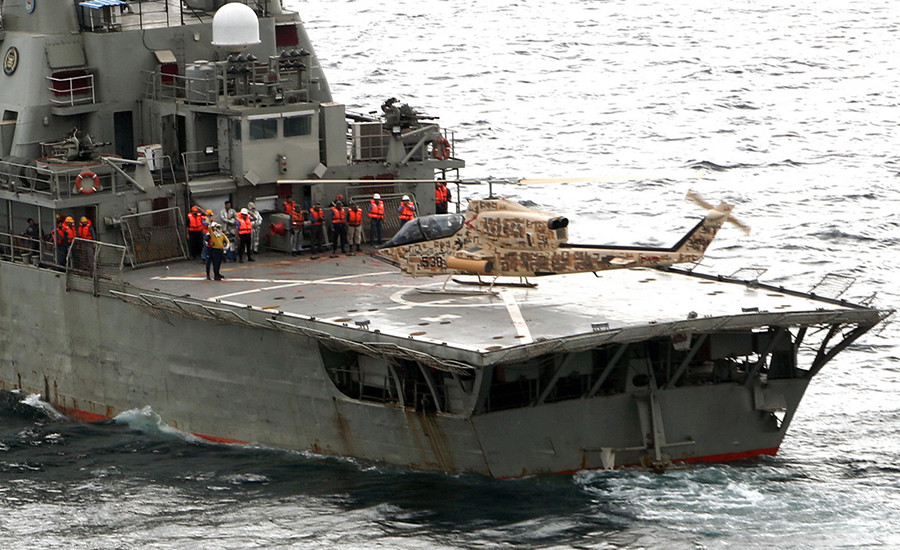 Hindistan Hörmüz boğazına hərbi gəmilər göndərib