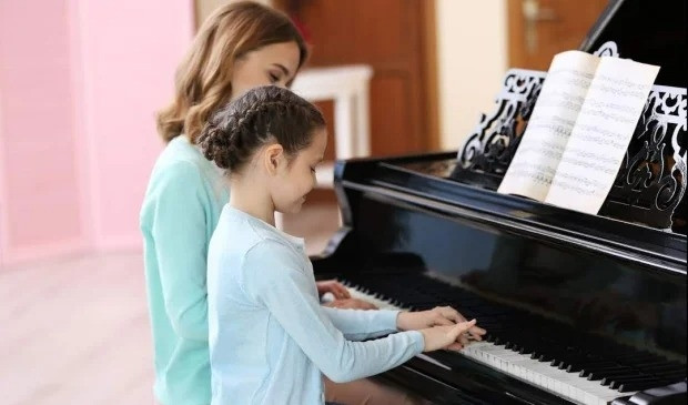 İncəsənət məktəblərində "rəqəmsal inqilab": Köhnə sistemdən yeni standartlara