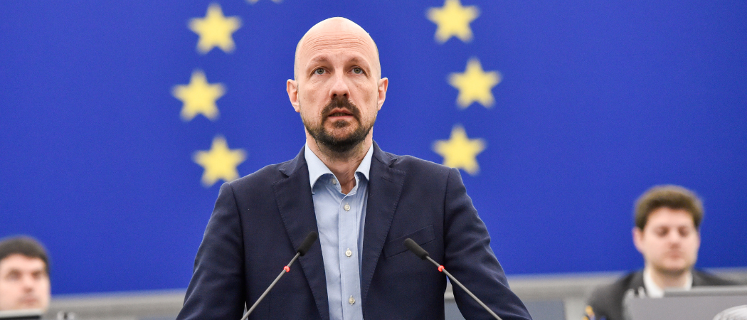 Avropa Parlamentinin üzvü İrana dəstək açıqlaması verdi