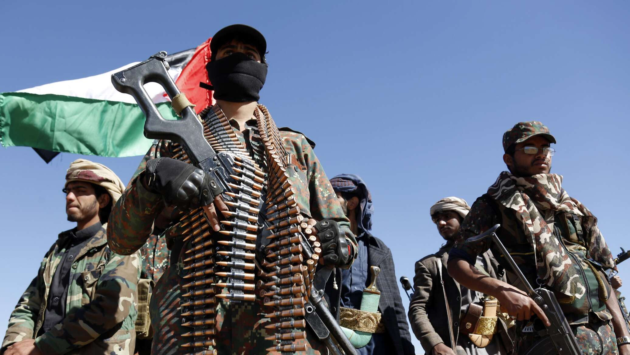 Husilər müharibəyə qoşuldu: Yəməndən İsrailə ilk raket zərbəsi