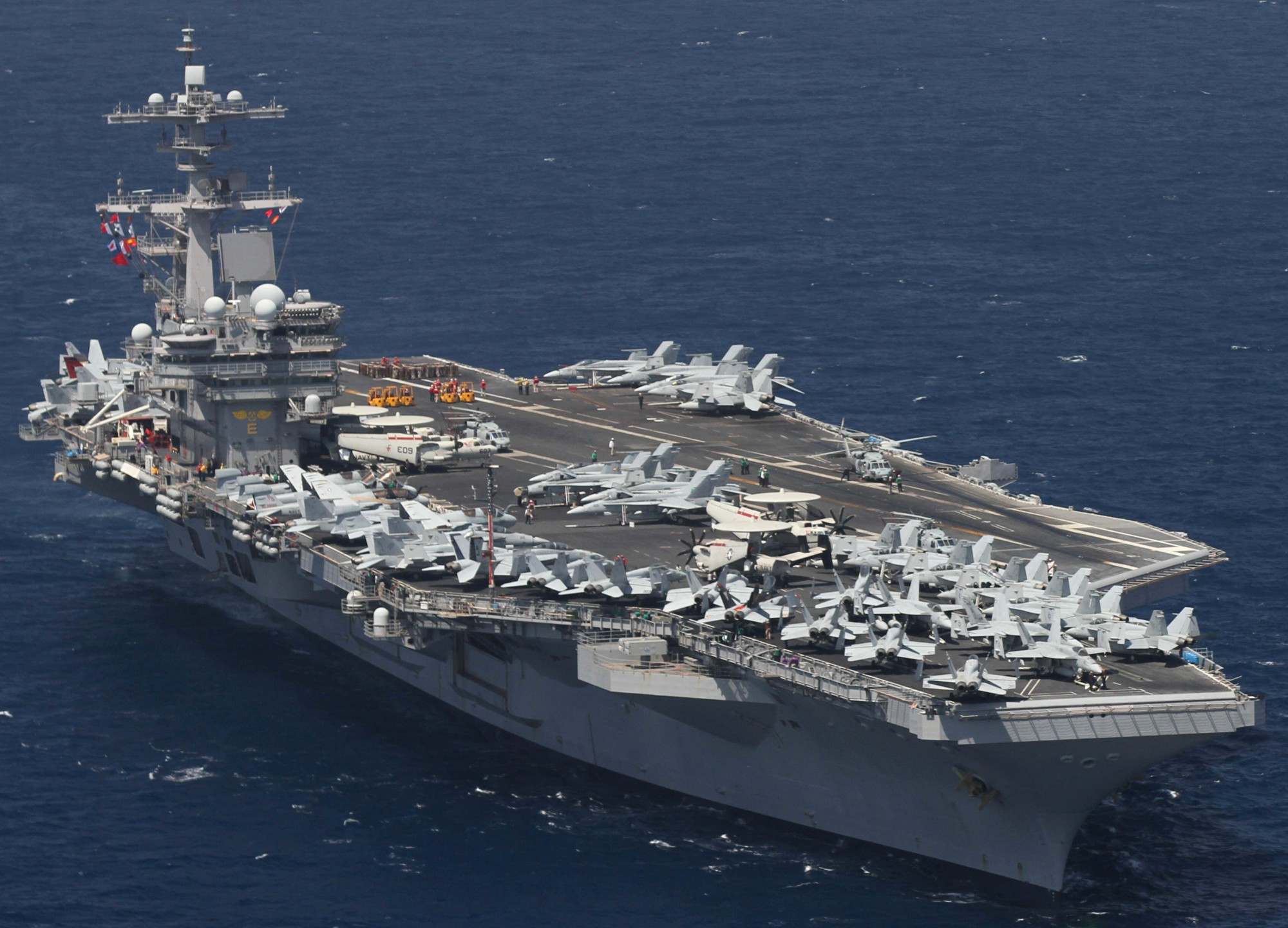 ABŞ “USS George Bush” təyyarədaşıyanını Yaxın Şərqə göndərməyə hazırlaşır