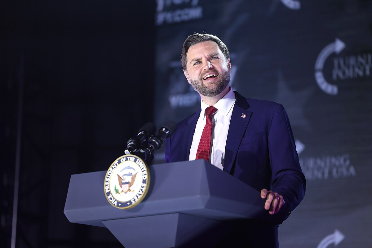 ABŞ-nin vitse-prezidenti: İranın nüvə silahına malik olmasına icazə verilməyəcək