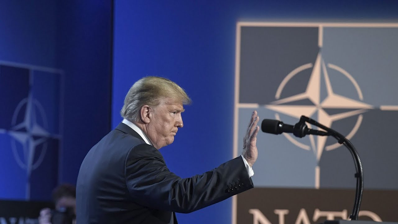 Tramp NATO üzvlərini 5-ci maddədən çıxarmağı düşünür