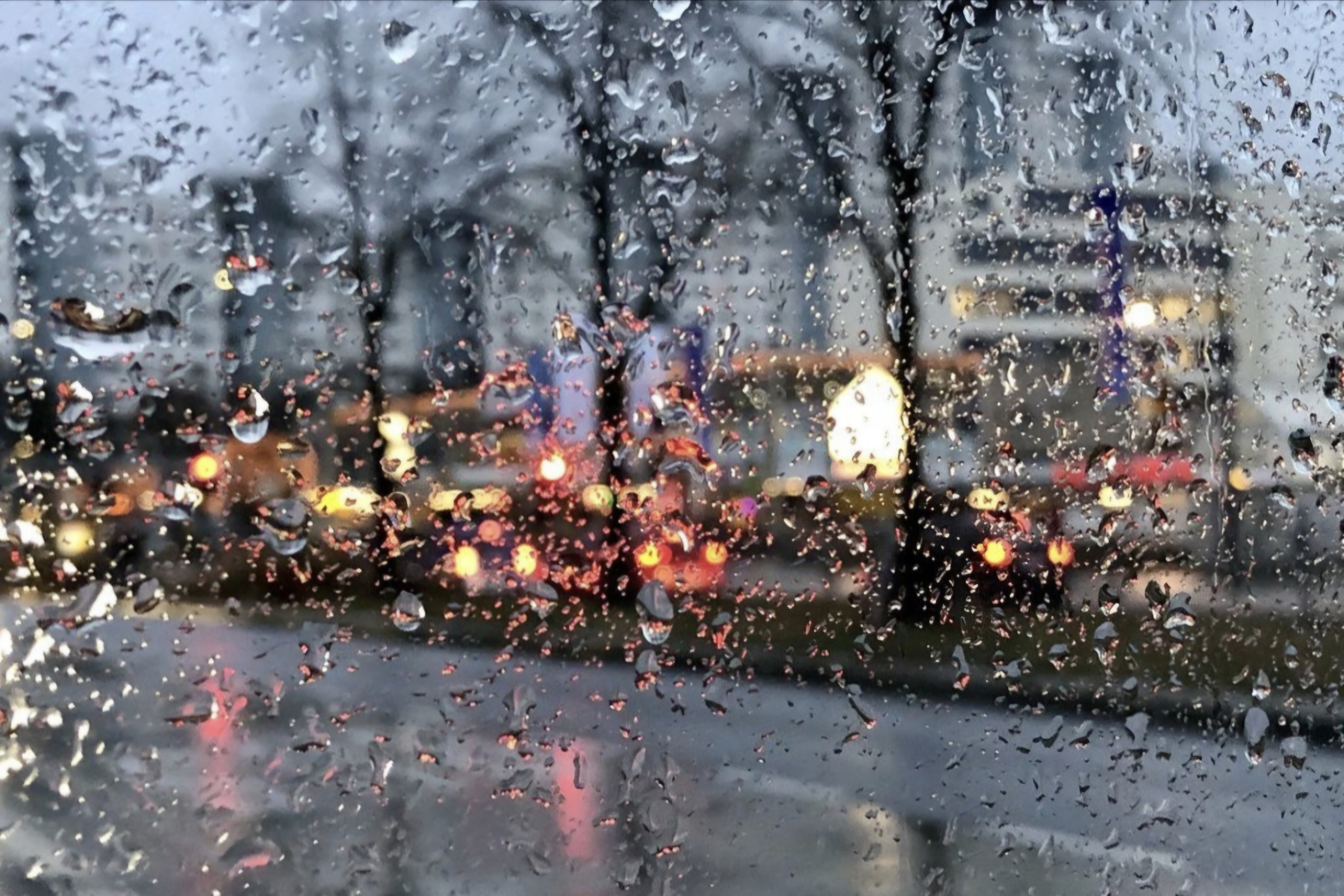 Bakıda rekord yağıntı: normadan 6 dəfə çox