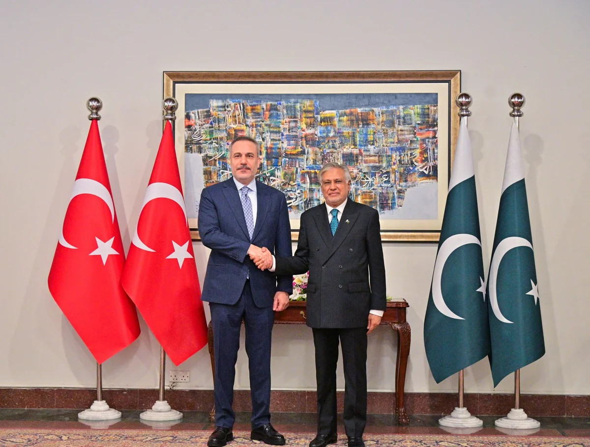 Yaxın Şərqdə gərginliyin azaldılmasına dair iki günlük danışıqlar başlayır