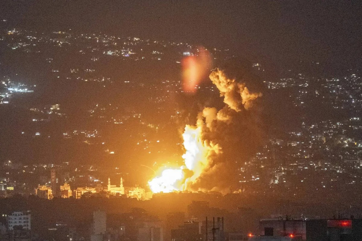 İsrail Təbrizdəki neft-kimya müəssisəsinə zərbə endirib