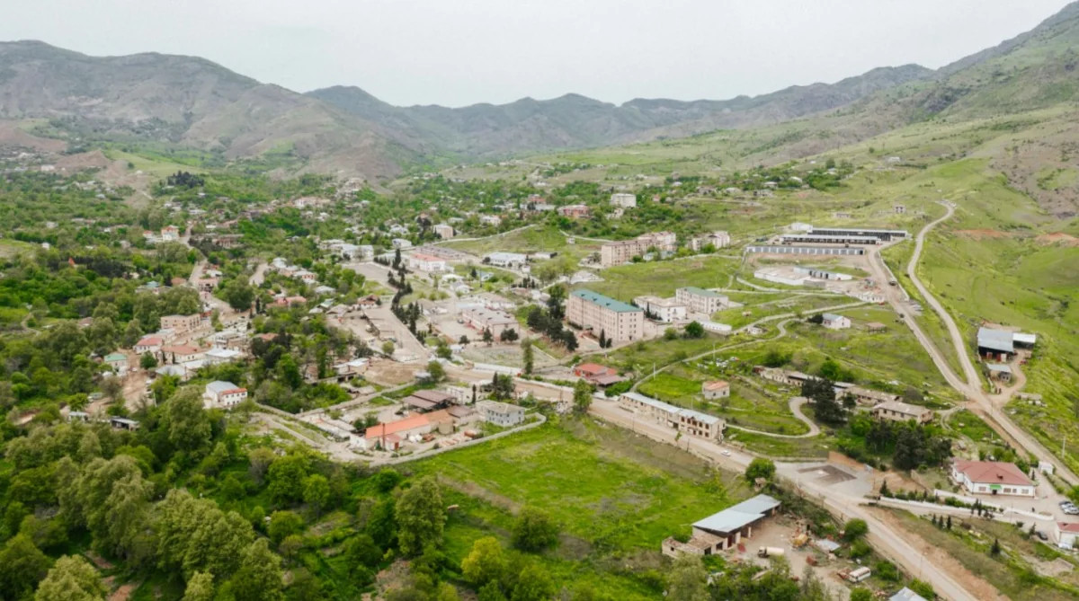 Xocavənd şəhərinə daha 64 ailə yola salınıb