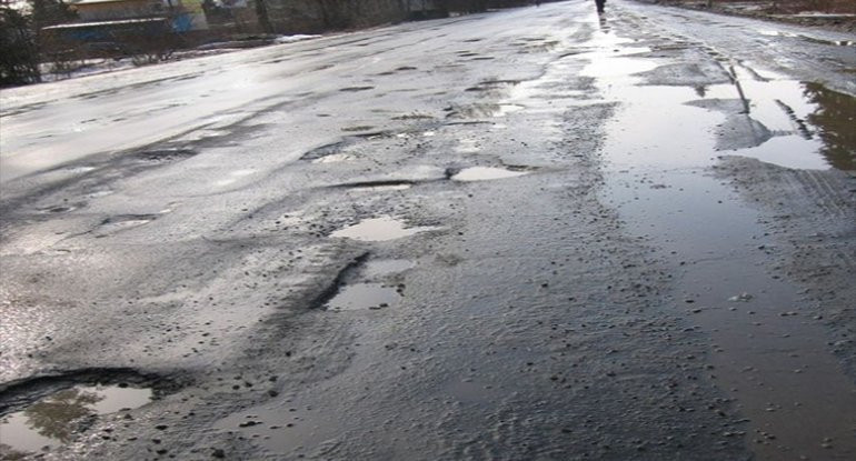 Bakı-Ələt yolunda ciddi problem -