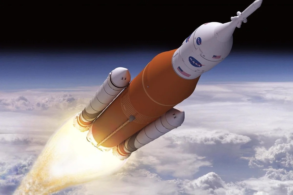 NASA Ay missiyasını uğurla başa çatdırıb