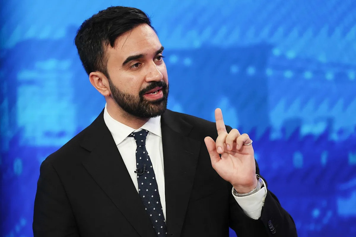 Nyu-Yorkun müsəlman meri: İranla müharibəyə qarşı çıxmaq lazımdır