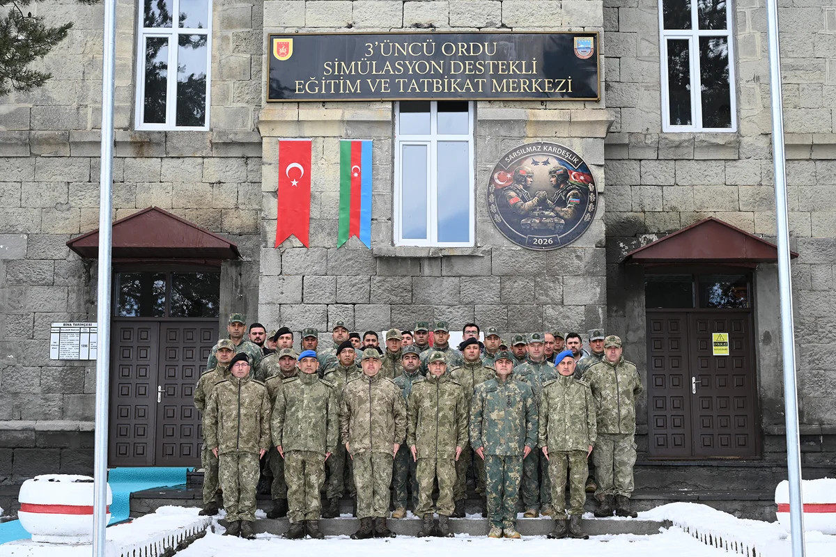 Qarsda Türkiyə və Azərbaycan hərbçilərinin birgə təlimi keçirilib