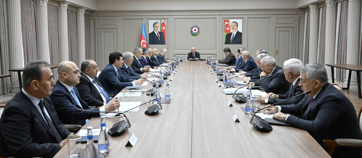 Baş nazir leysan yağışların vurduğu zərərlə bağlı tapşırıqlar verib