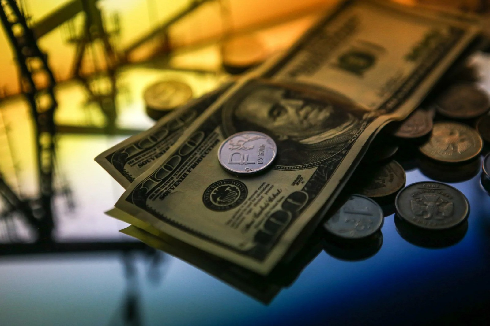 Rusiyanın neft gəlirləri REKORD SƏVİYYƏYƏ ÇATDI