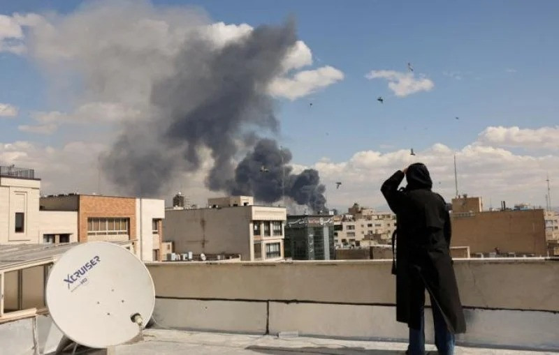 İran İsrail Müdafiə Nazirliyinin binasına zərbə endirib