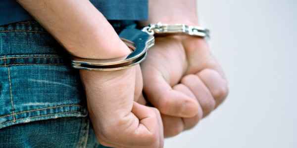 Bakıda sinif yoldaşına xəsarət yetirməyə görə saxlanılan yeniyetmə həbs edilib