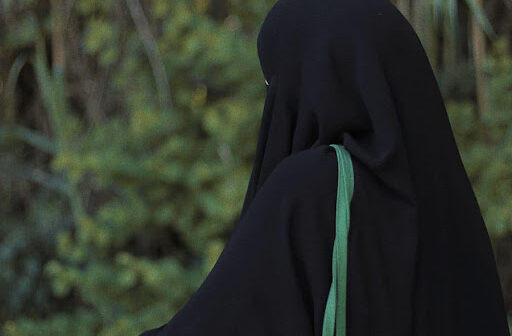 Azərbaycanda dini baş örtükləri ləğv olunur, inanclılara bu milli örtük təklif edilir