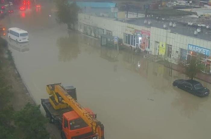 Bakının dərdi var: Yağış paytaxtımıza niyə yaraşmır?