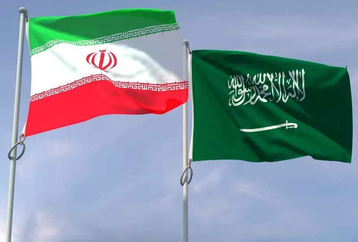 İran Səudiyyəni hədəf aldı