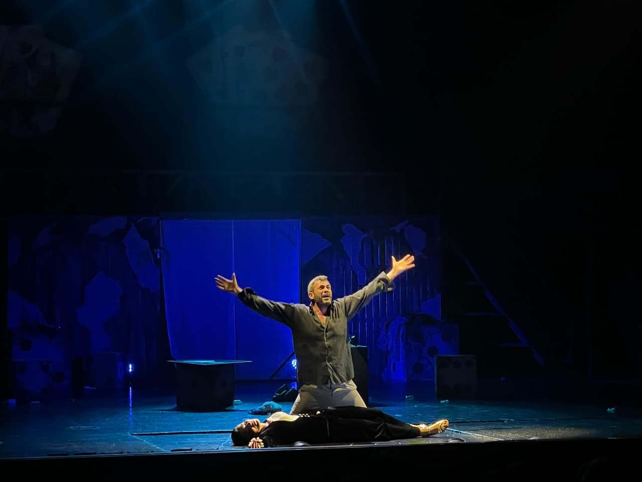 Həqiqətdən heçliyə –