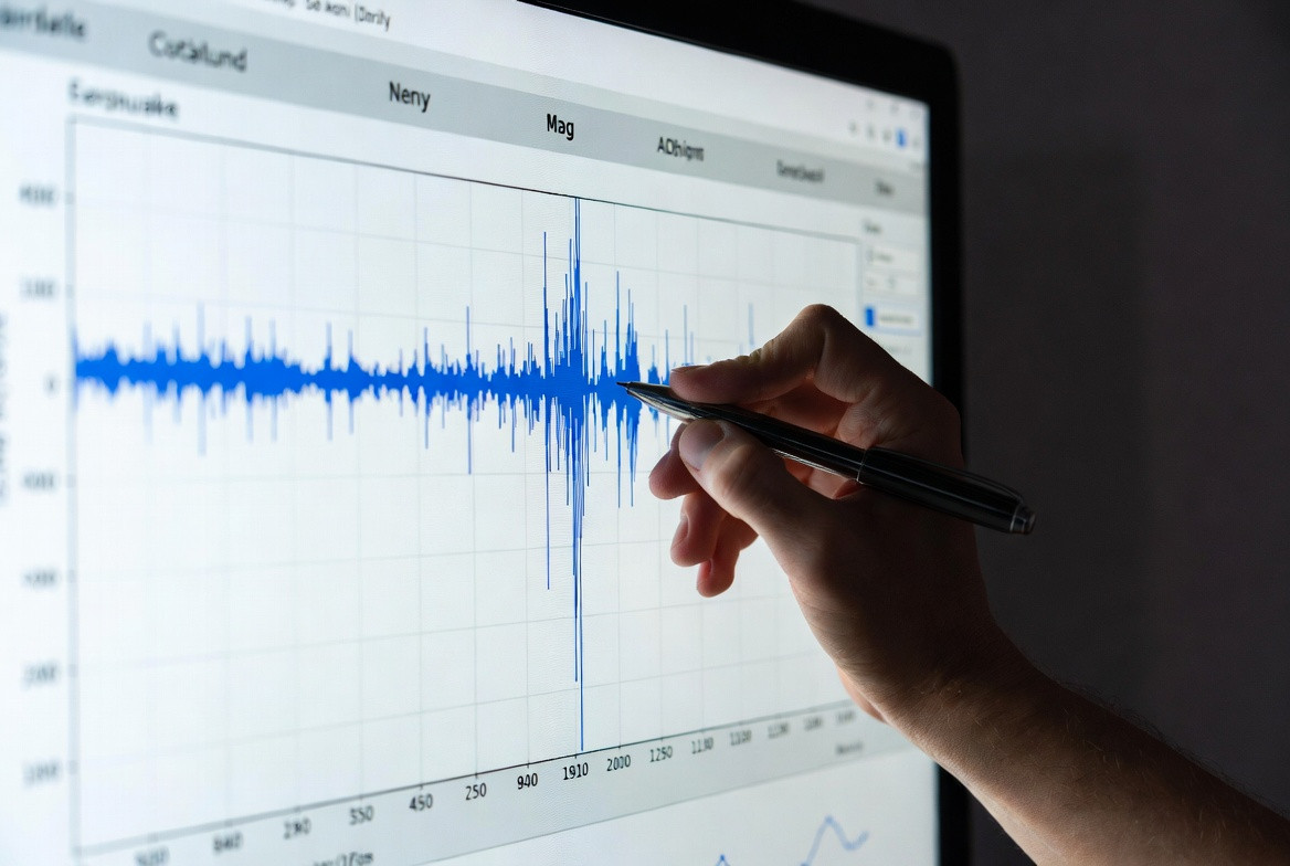 Türkiyədə güclü zəlzələ olub