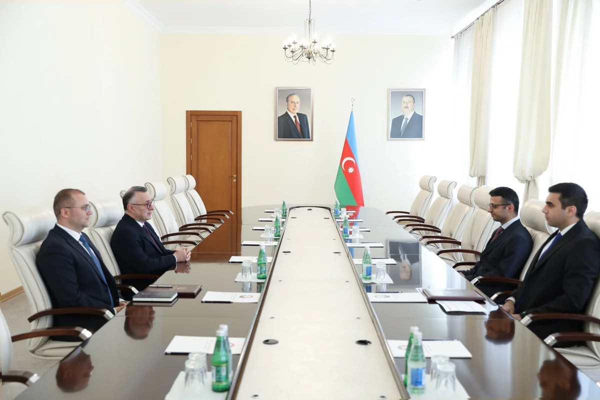 Teymur Musayev V "Yüksəliş müsabiqəsi"nin qalibi ilə görüşüb