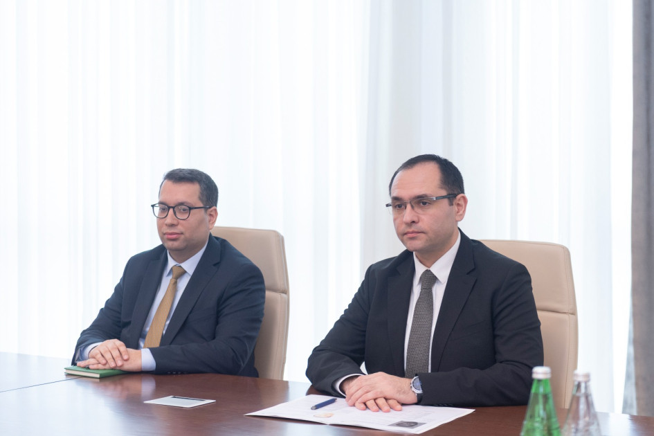 Nazir Məcnun Məmmədov “Yüksəliş” müsabiqəsinin qalibləri ilə görüşüb