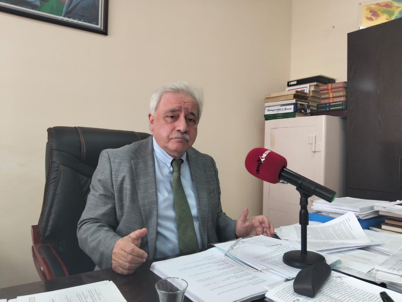 Professor: İnsan informasiyanın qurbanına çevrilə bilər