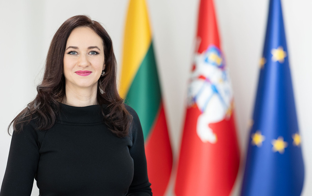 Litvanın Baş naziri Bakıda şəhidlərin xatirəsini anıb