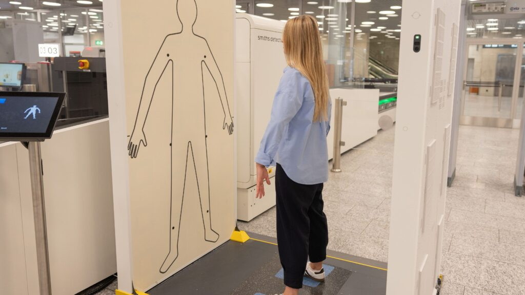 Aeroportda yeni texnologiyalar –