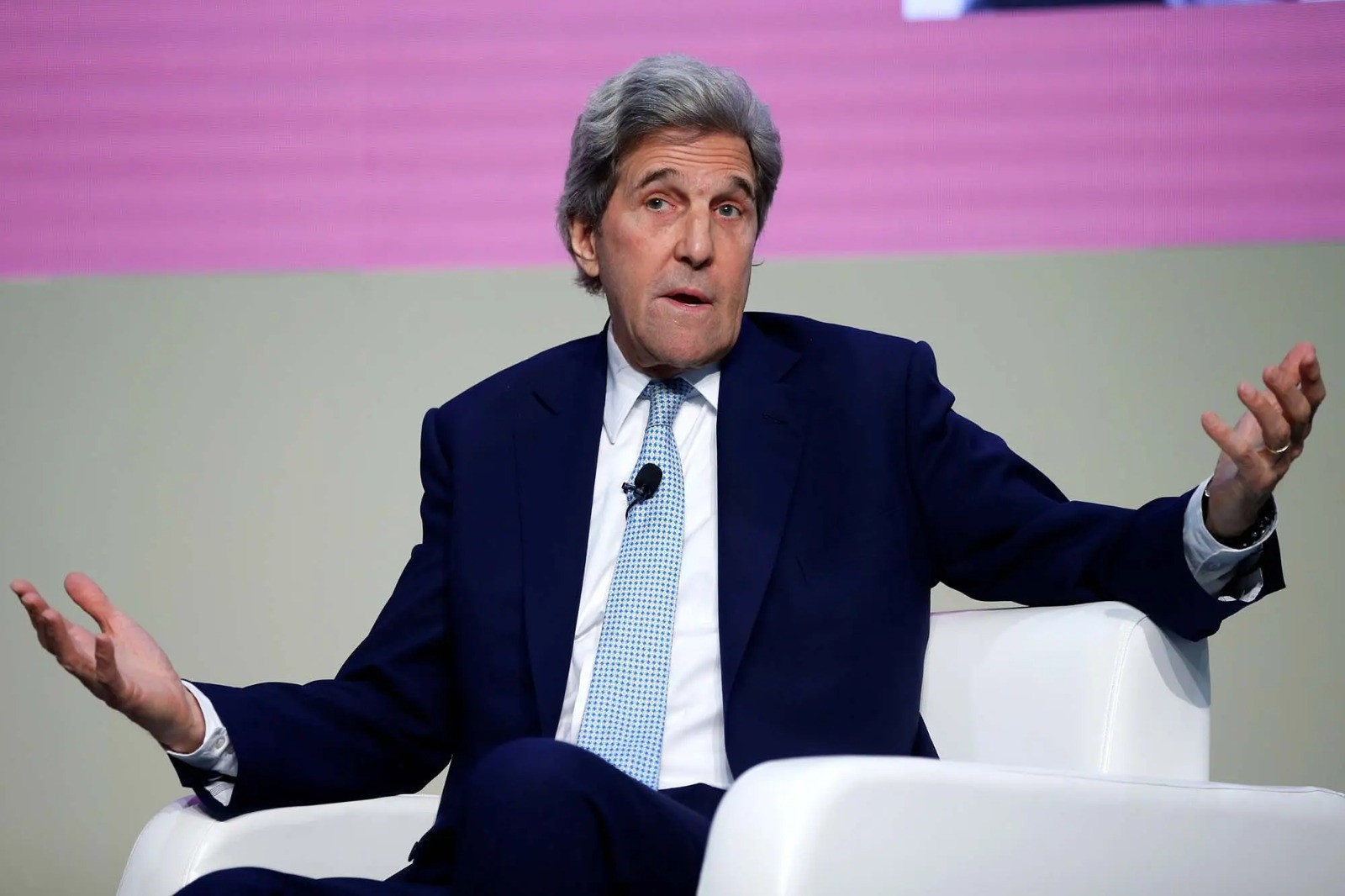 Con Kerri: Netanyahu illərlə ABŞ-dən İrana zərbə tələb edib